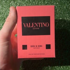 Valentino Donna Born in Roma Intense Perfume 100ml Alcohol-Free Fragrance